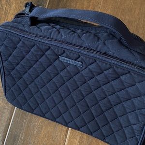 NWT Vera Bradley Large Blush & Brush Makeup Case   Zipper Closure   Classic Navy